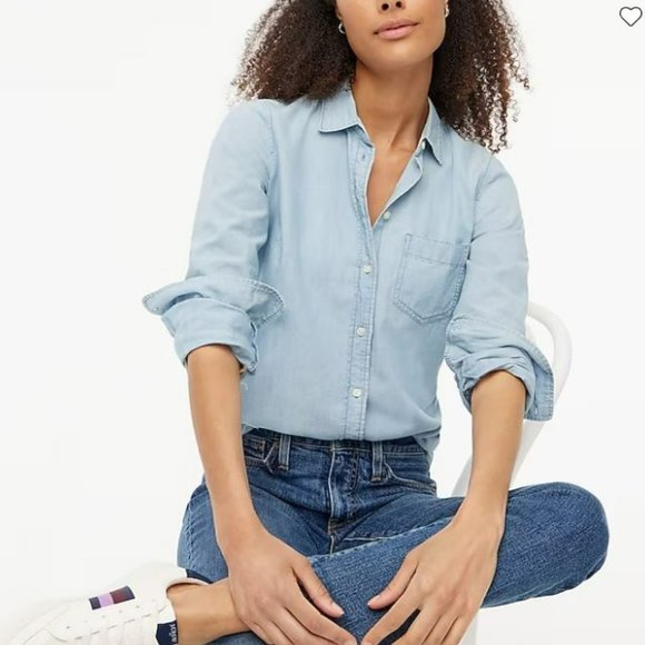 J. Crew Factory Tops - J. Crew Factory Chambray shirt in signature fit - size Large
